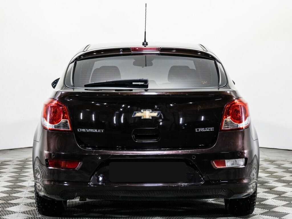 Купить Chevrolet Cruze с пробегом. Фото: #4