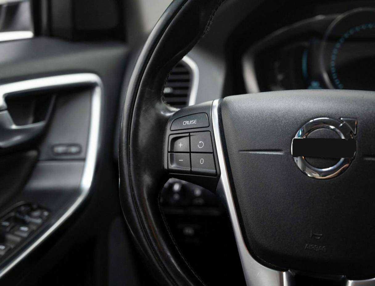 Купить Volvo XC60 с пробегом. Фото: #13