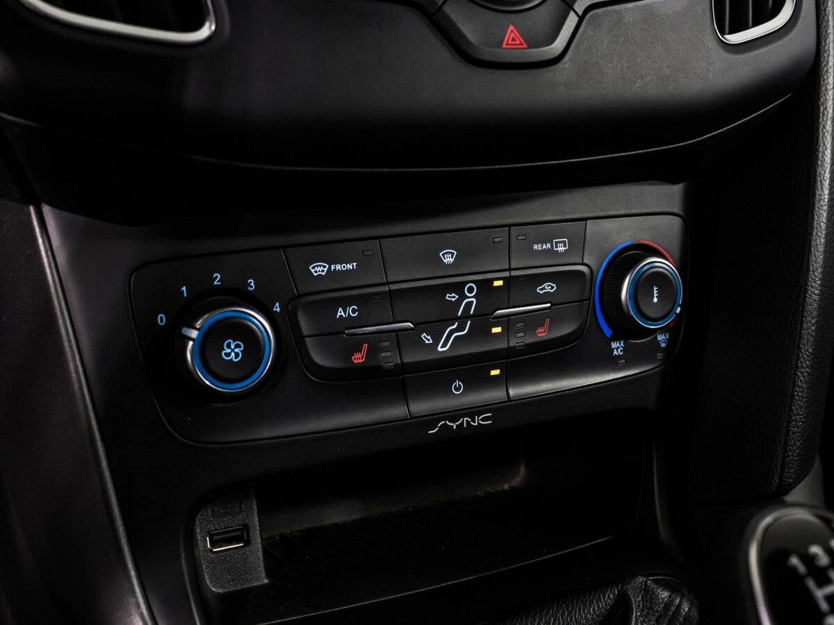 Купить Ford Focus с пробегом. Фото: #13