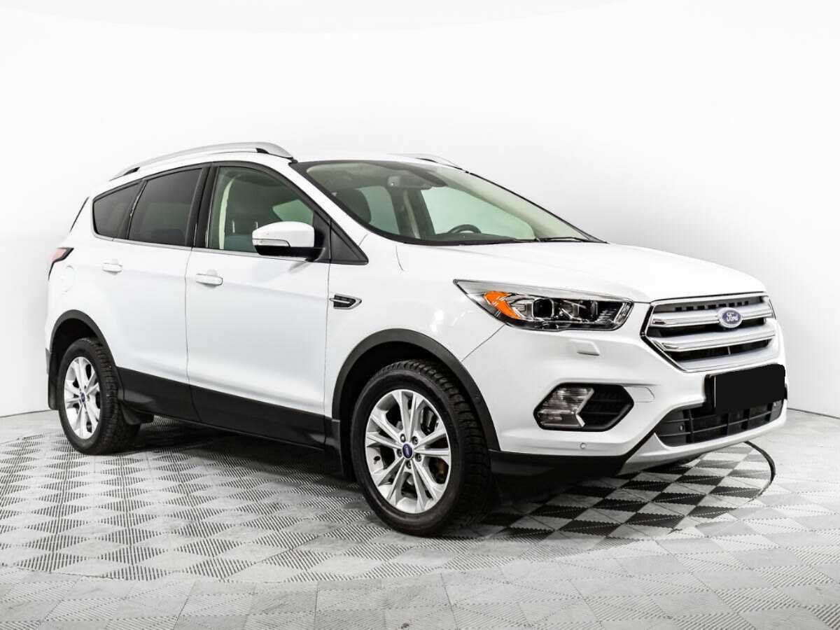 Купить Ford Kuga с пробегом. Фото: #2