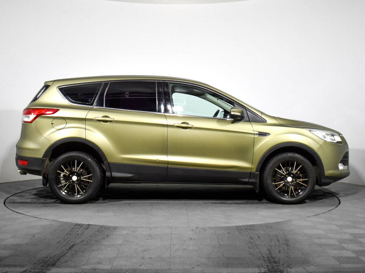 Купить Ford Kuga с пробегом. Фото: #3