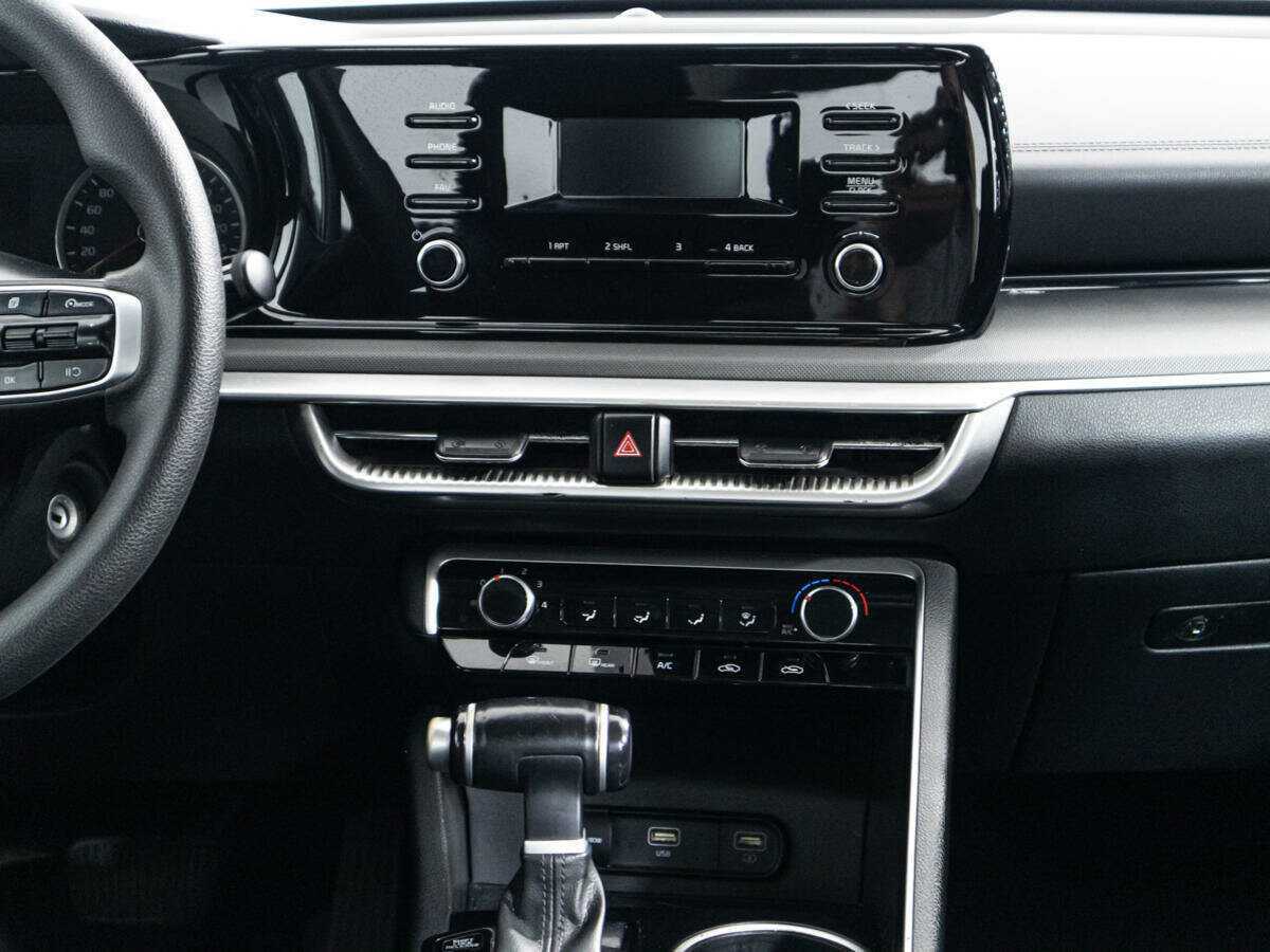 Купить Kia K5 с пробегом. Фото: #13