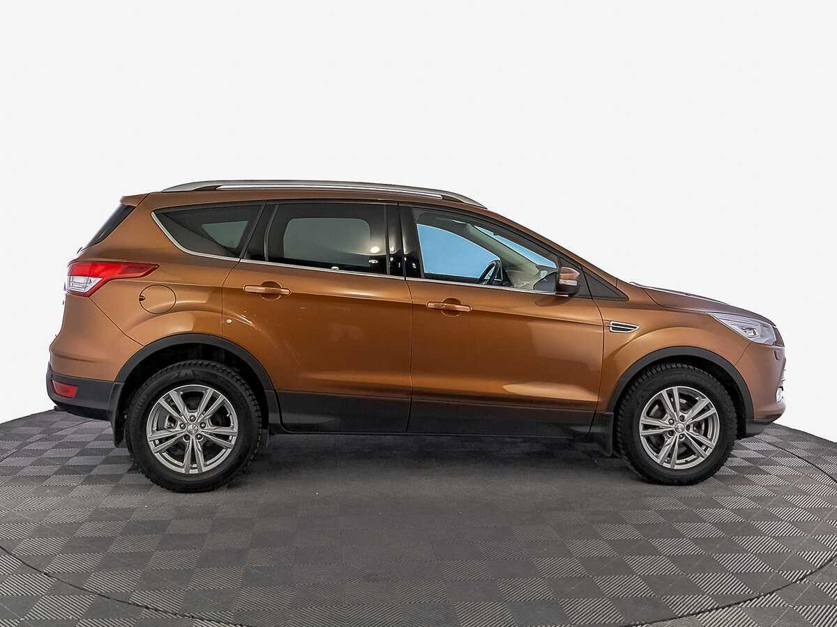 Купить Ford Kuga с пробегом. Фото: #3