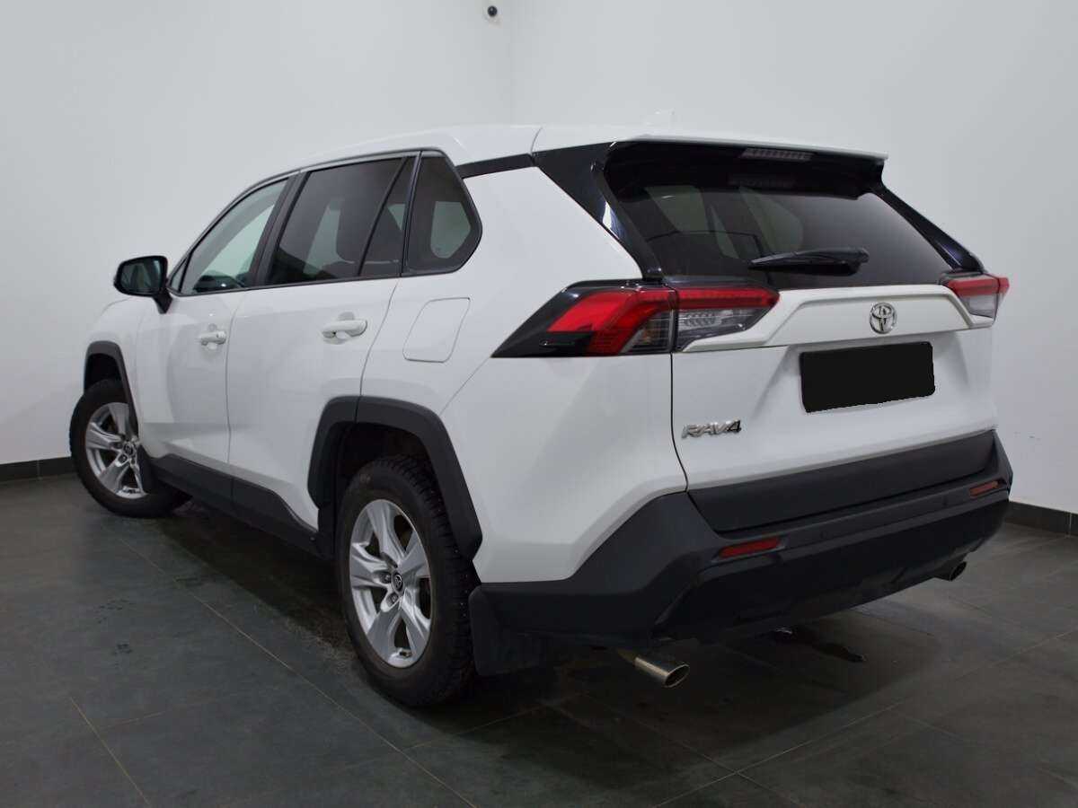 Купить Toyota RAV4 с пробегом. Фото: #2