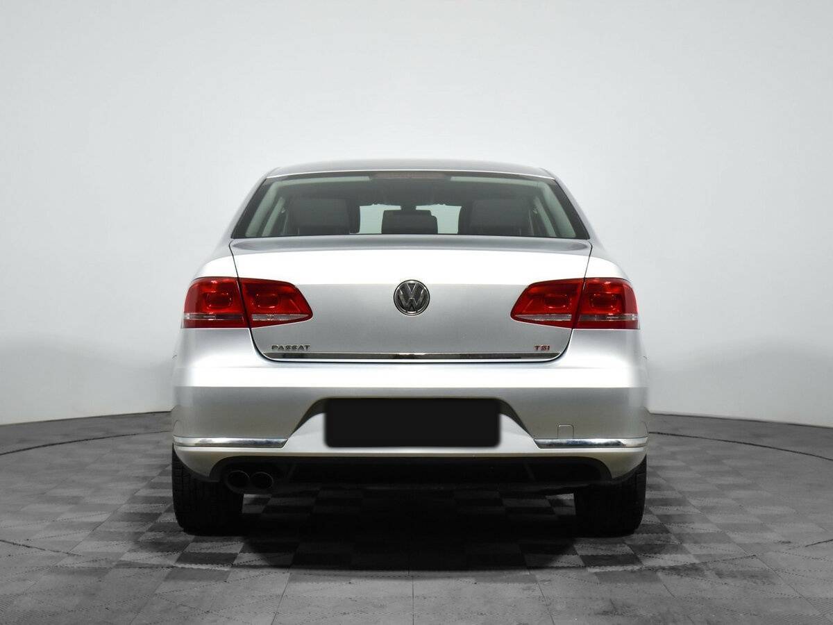 Купить Volkswagen Passat с пробегом. Фото: #5