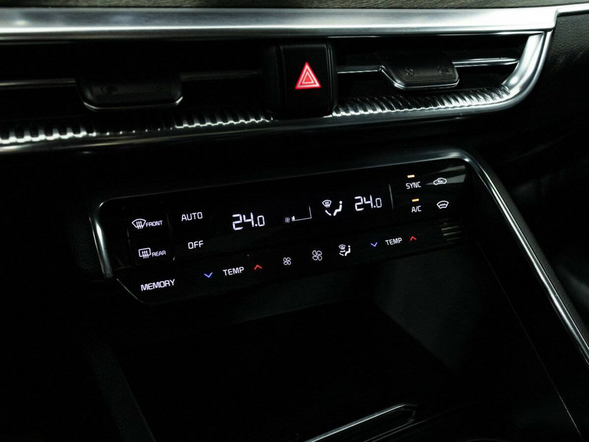 Купить Kia K5 с пробегом. Фото: #20