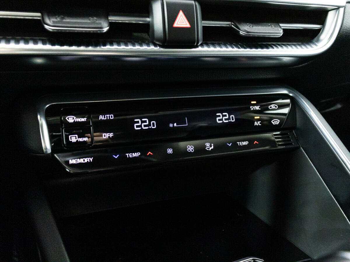 Купить Kia K5 с пробегом. Фото: #16