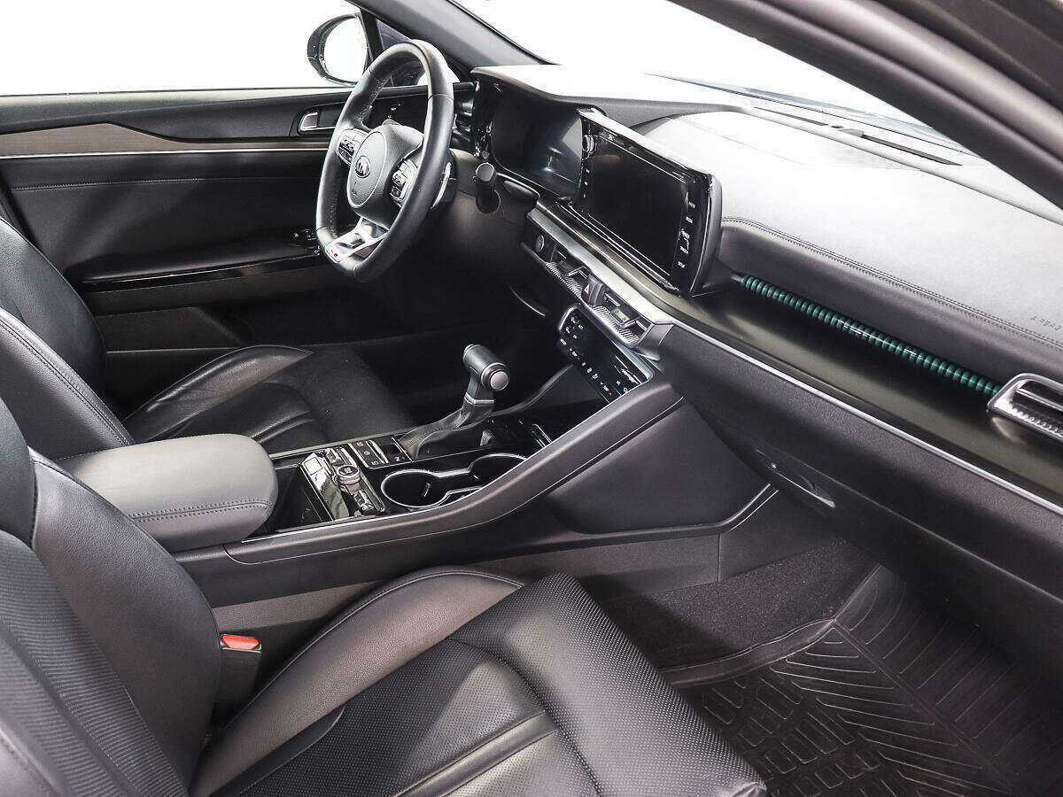 Купить Kia K5 с пробегом. Фото: #8