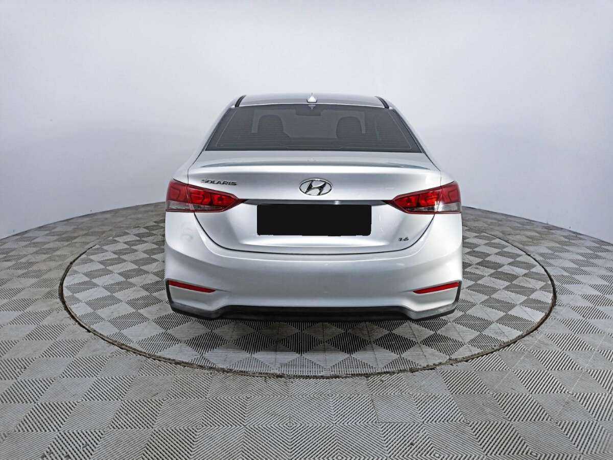 Купить Hyundai Solaris с пробегом. Фото: #5