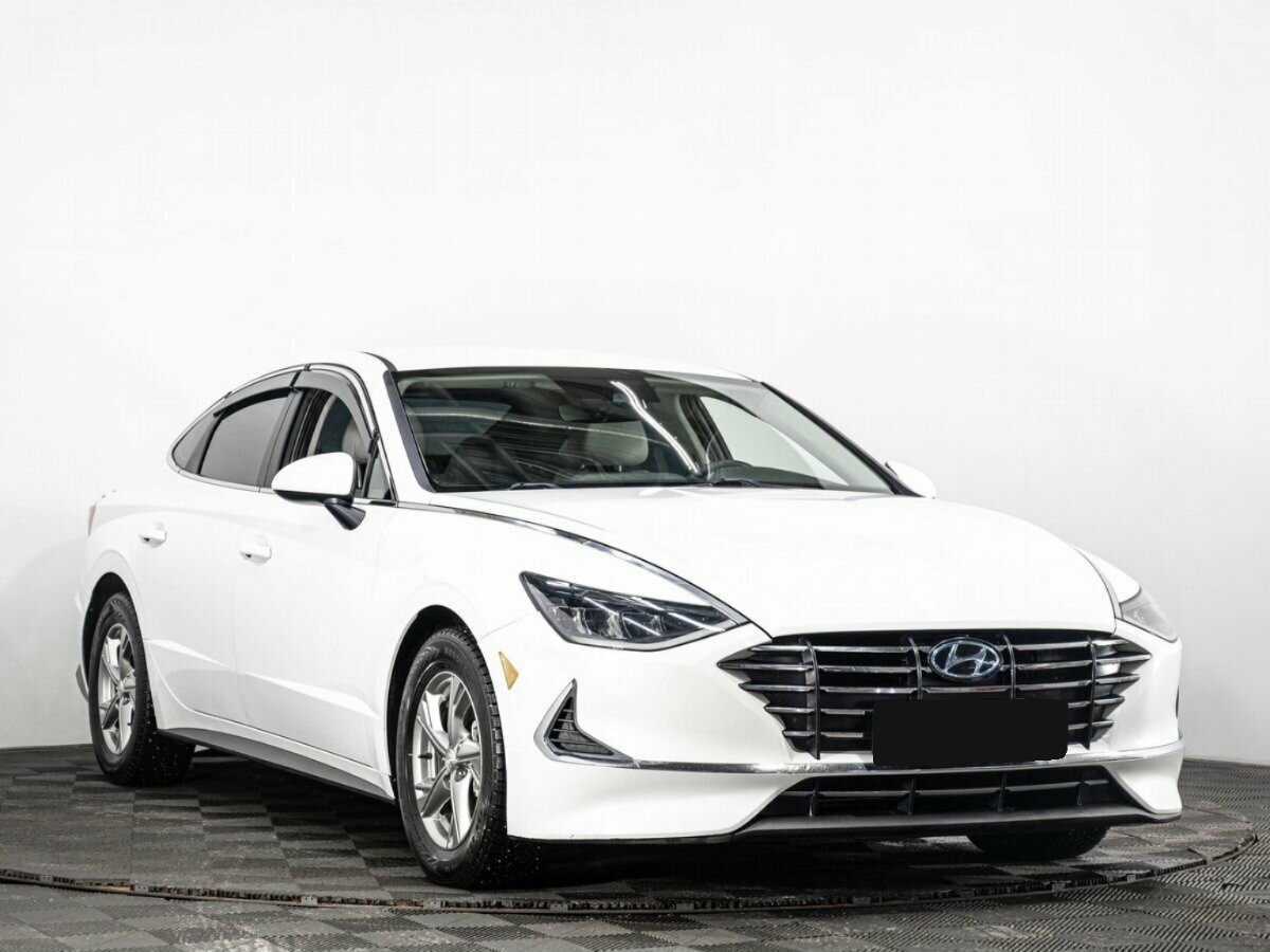 Купить Hyundai Sonata с пробегом. Фото: #2
