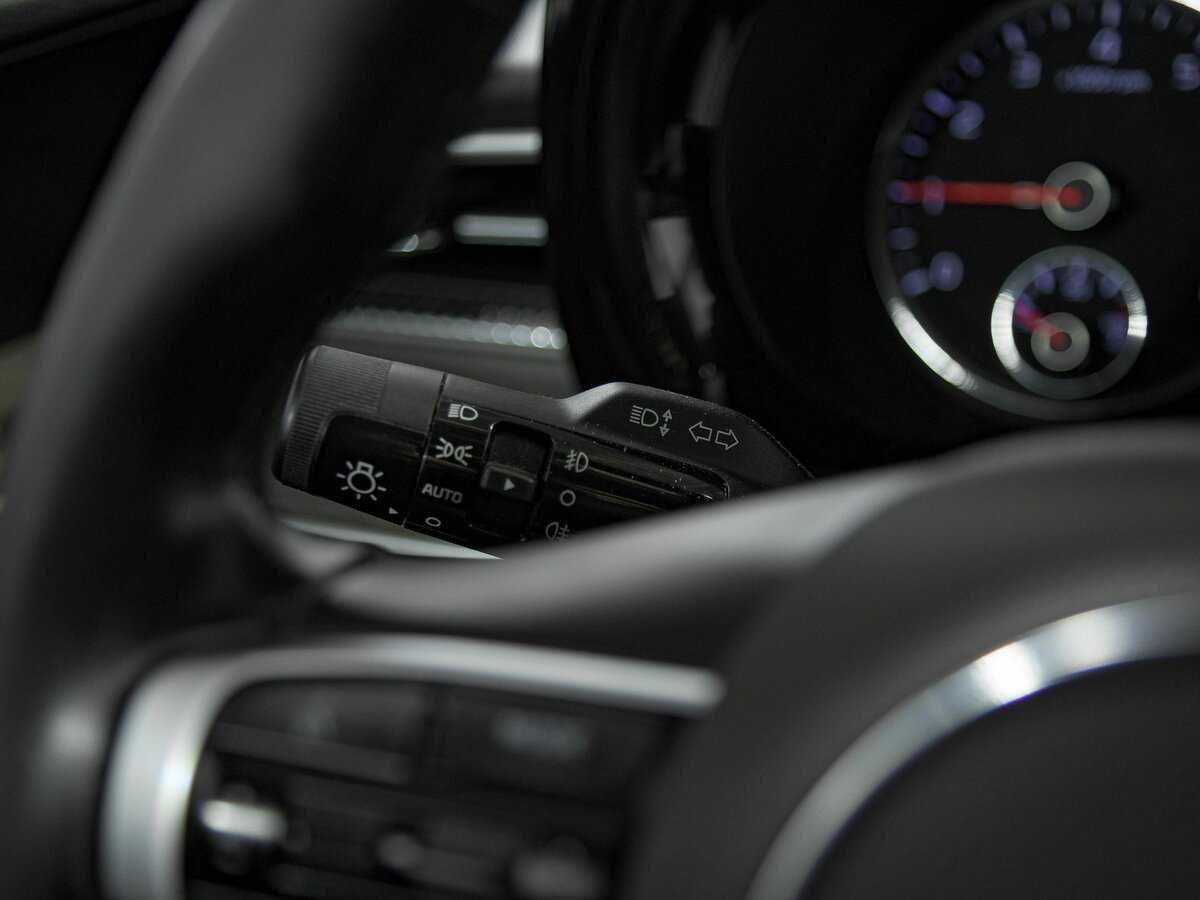 Купить Kia K5 с пробегом. Фото: #7