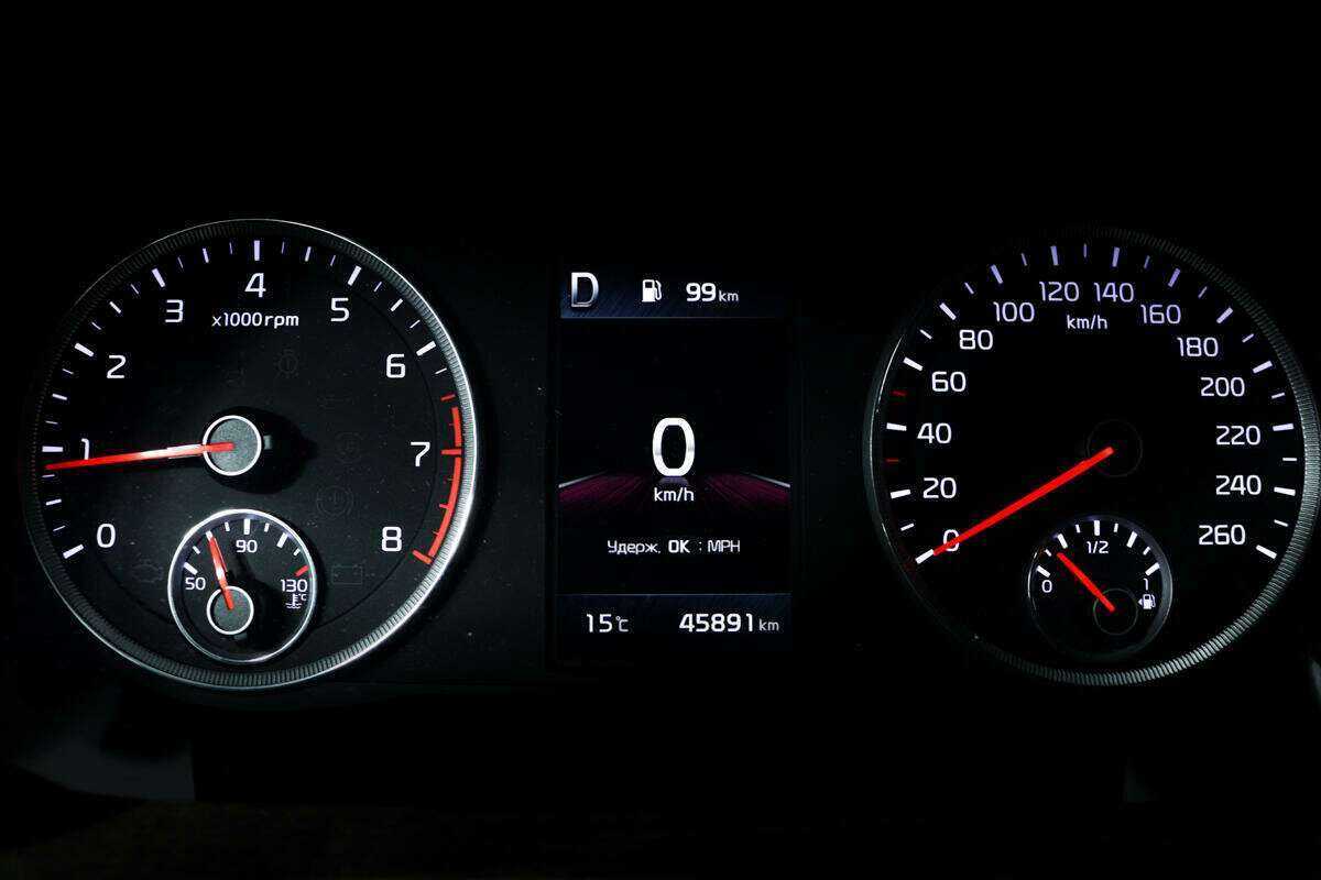 Купить Kia K5 с пробегом. Фото: #9