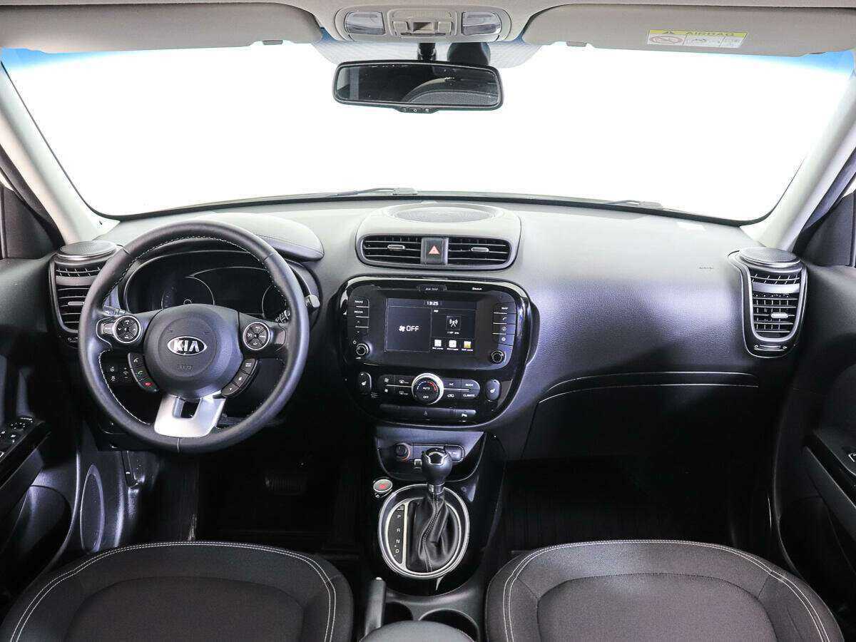 Купить Kia Soul с пробегом. Фото: #11