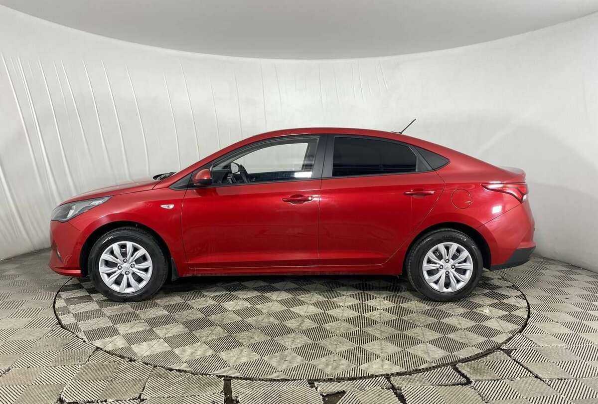 Купить Hyundai Solaris с пробегом. Фото: #7