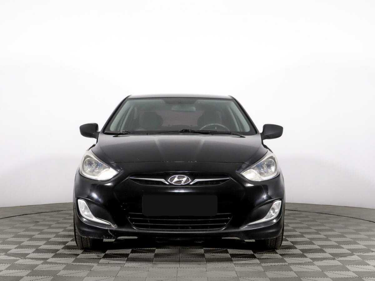 Купить Hyundai Solaris с пробегом. Фото: #1