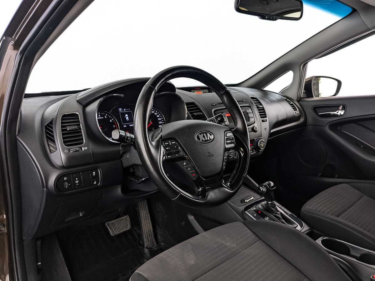 Купить Kia Cerato с пробегом. Фото: #10
