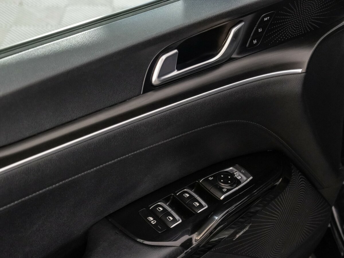 Купить Kia K5 с пробегом. Фото: #14