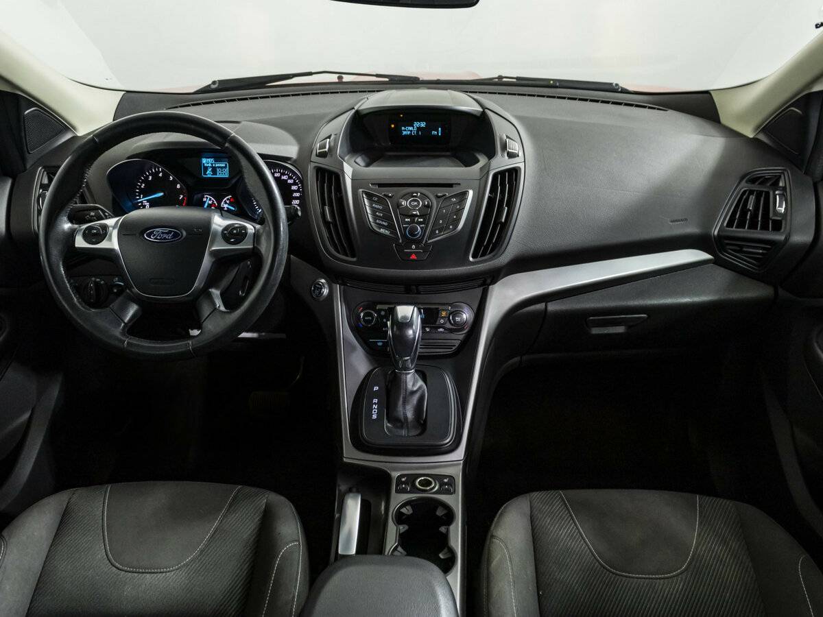 Купить Ford Kuga с пробегом. Фото: #10