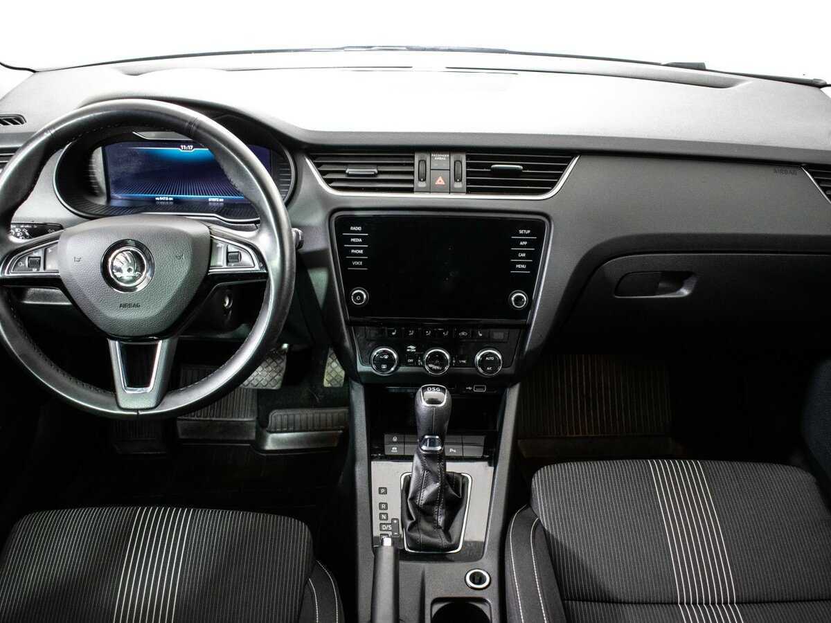 Купить Skoda Octavia с пробегом. Фото: #7