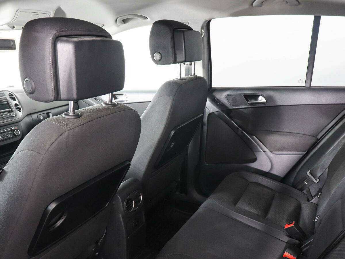 Купить Volkswagen Tiguan с пробегом. Фото: #11