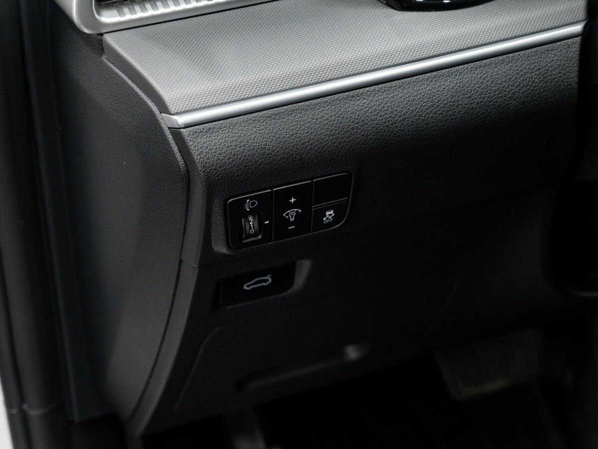 Купить Kia K5 с пробегом. Фото: #15