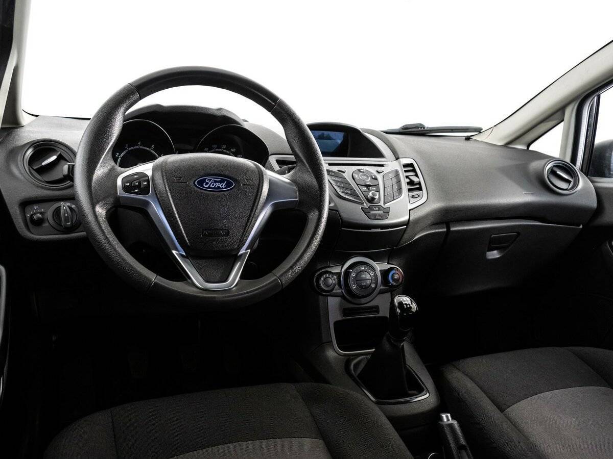 Купить Ford Fiesta с пробегом. Фото: #8