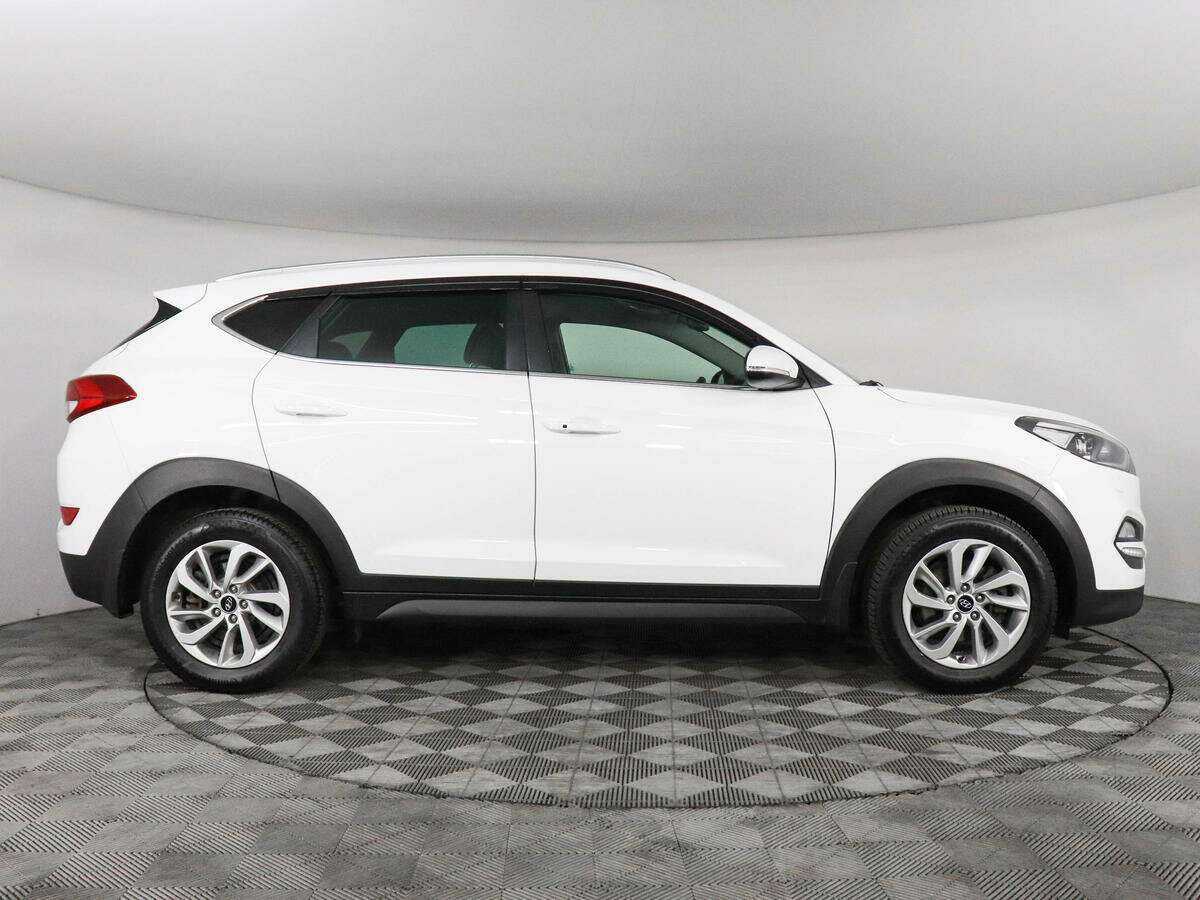 Купить Hyundai Tucson с пробегом. Фото: #3