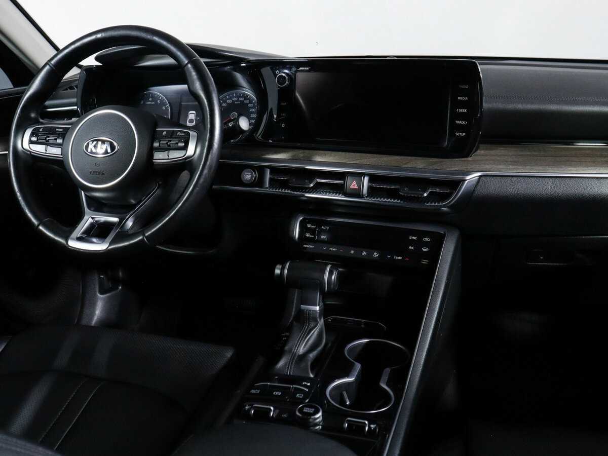 Купить Kia K5 с пробегом. Фото: #8
