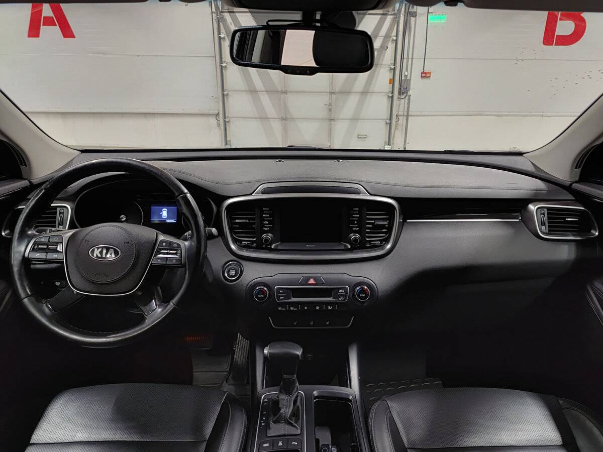 Купить Kia Sorento с пробегом. Фото: #13