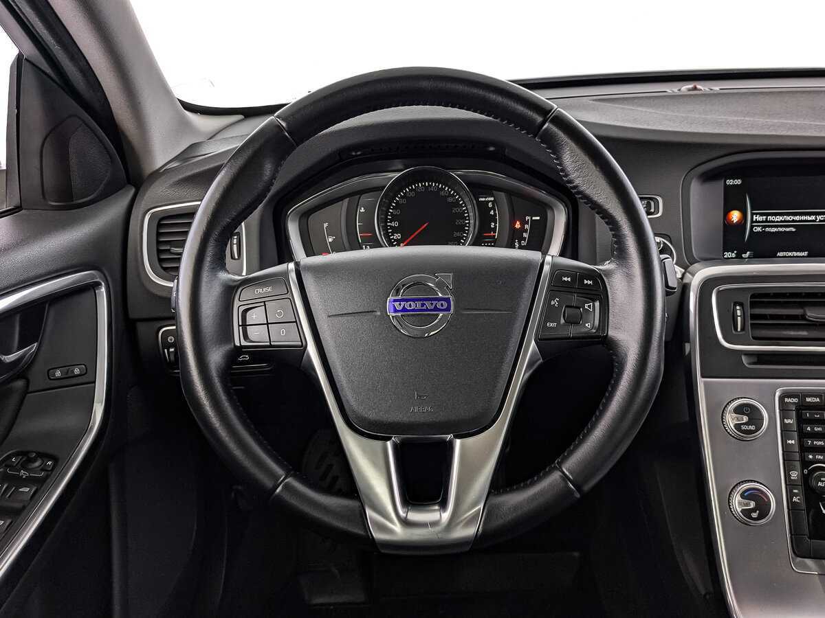 Купить Volvo S60 с пробегом. Фото: #17