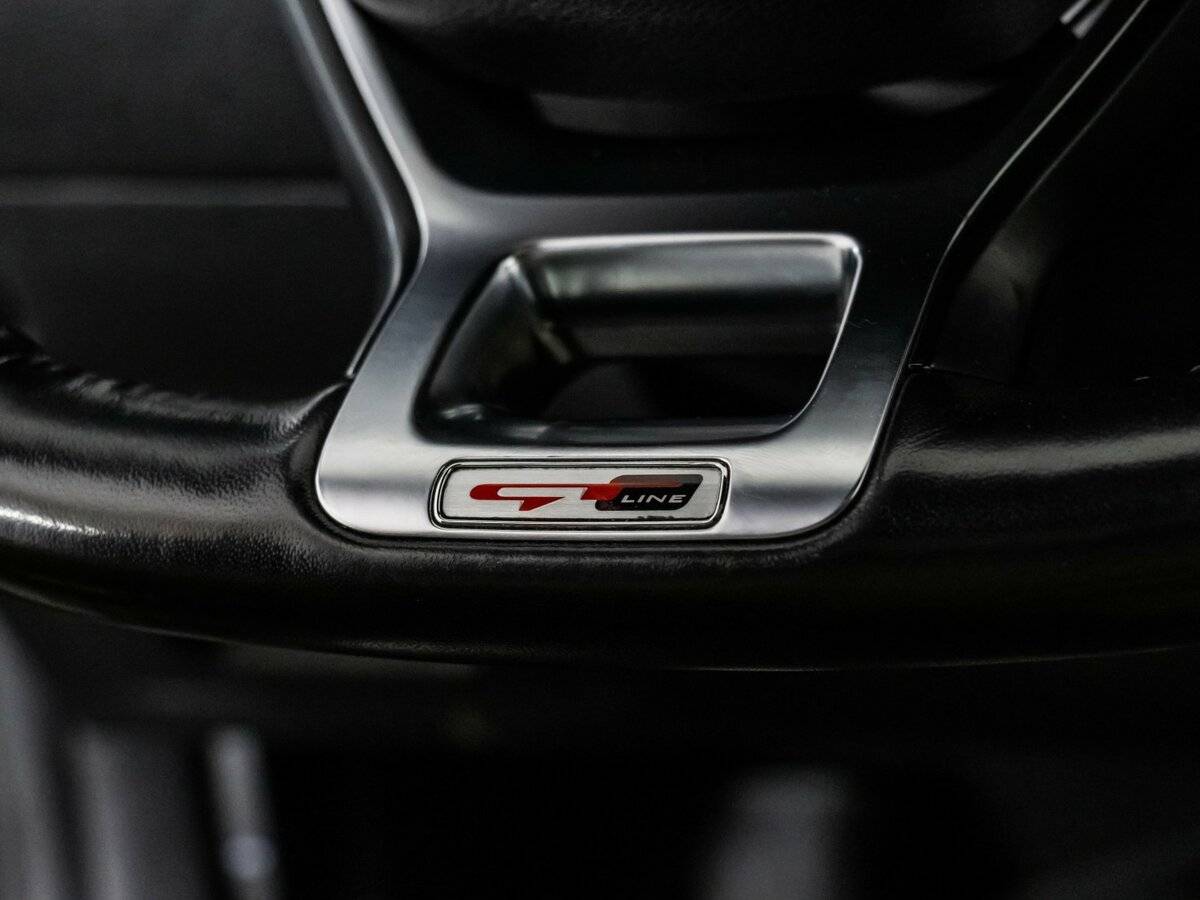 Купить Kia K5 с пробегом. Фото: #10