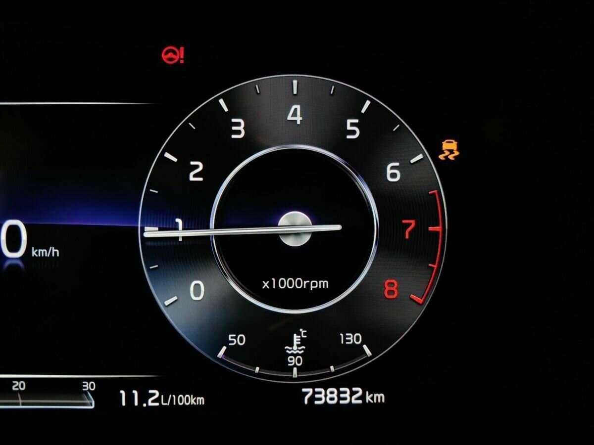 Купить Kia K5 с пробегом. Фото: #19