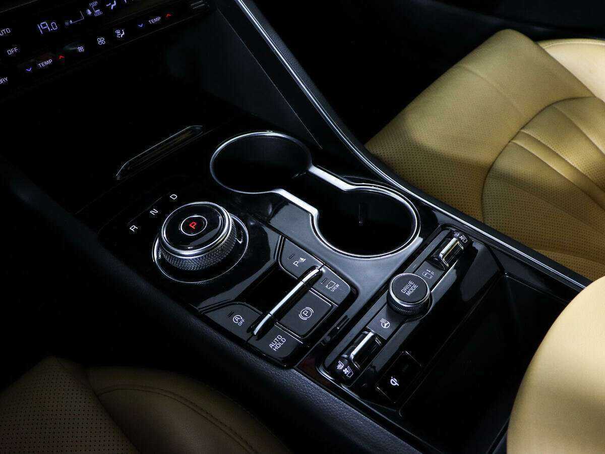 Купить Kia K5 с пробегом. Фото: #15