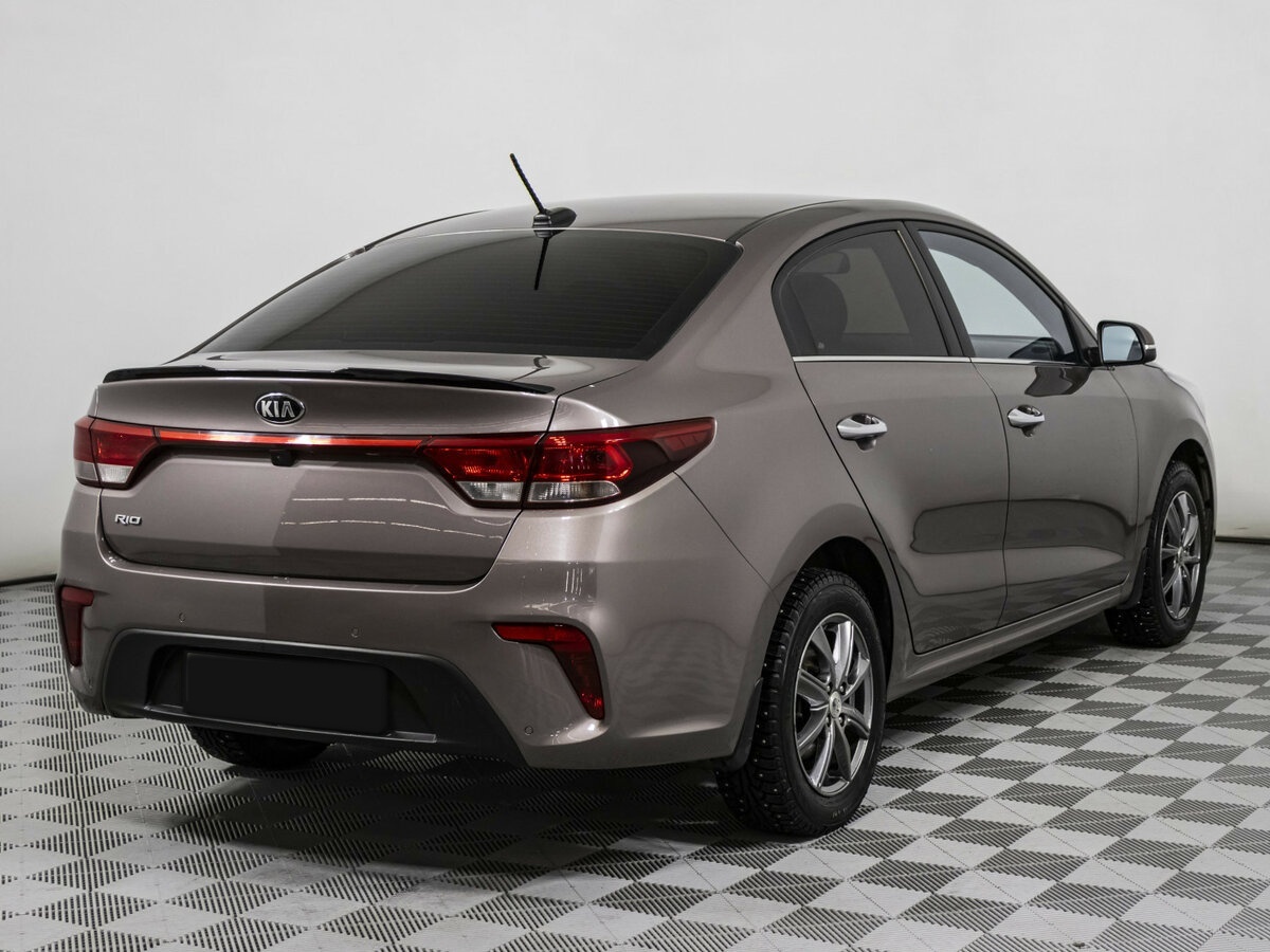 Купить Kia Rio с пробегом. Фото: #3