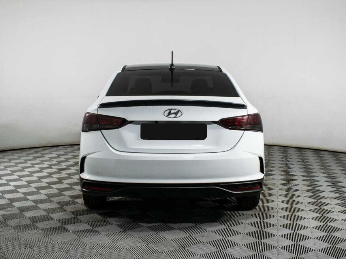 Купить Hyundai Solaris с пробегом. Фото: #5