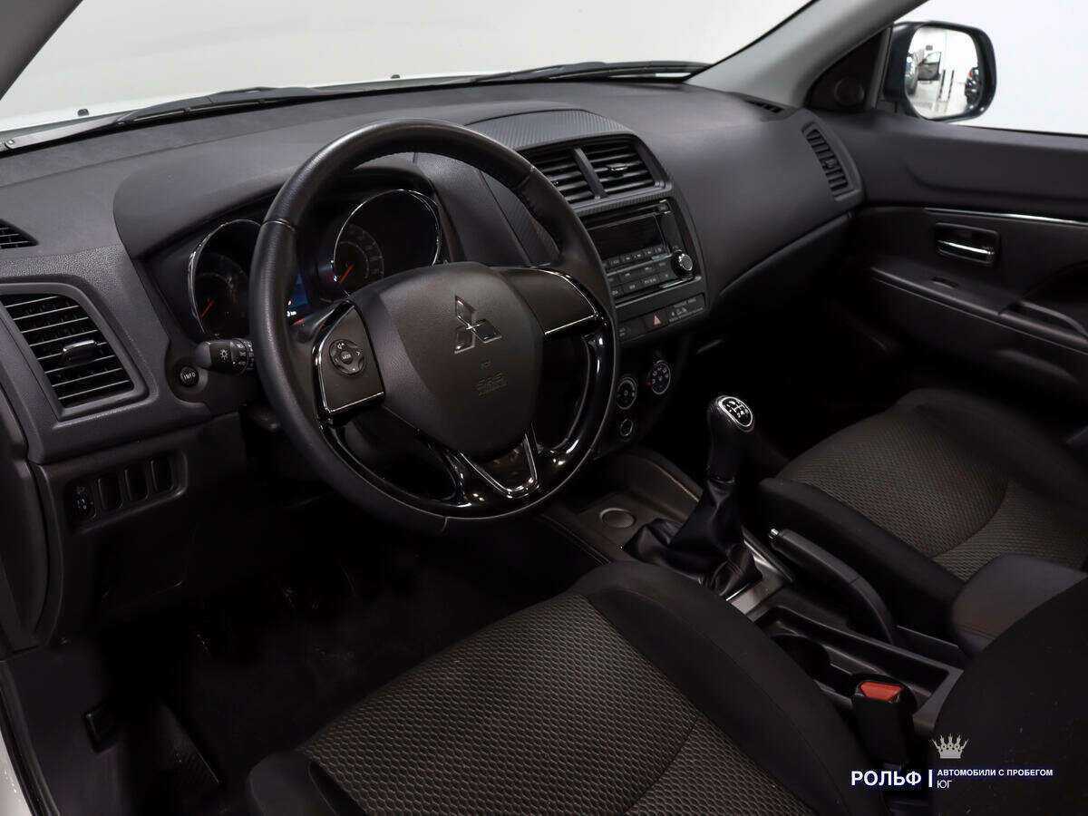 Купить Mitsubishi ASX с пробегом. Фото: #12