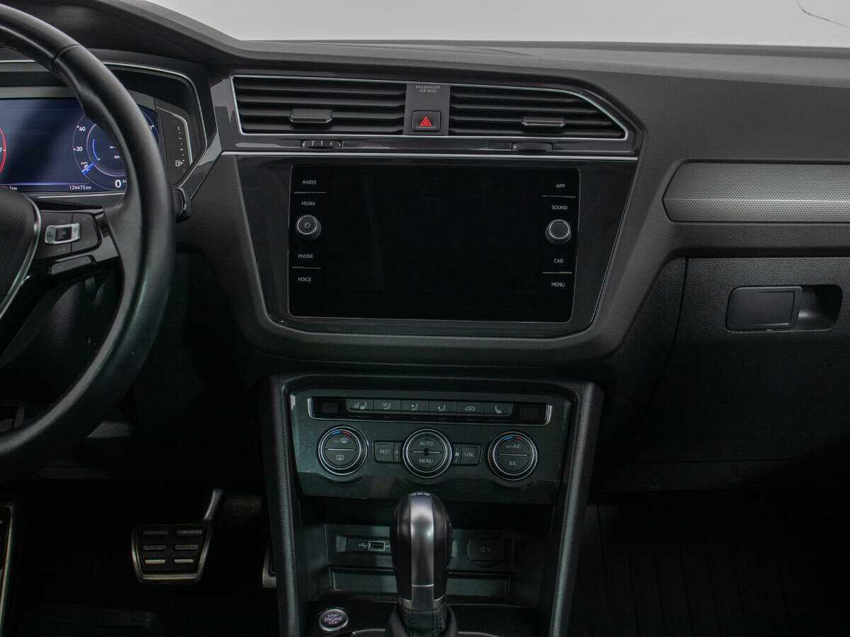 Купить Volkswagen Tiguan с пробегом. Фото: #13