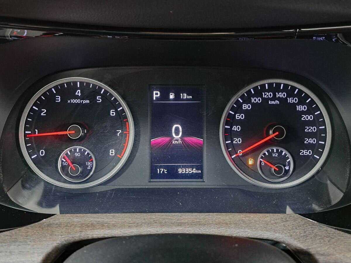 Купить Kia K5 с пробегом. Фото: #10