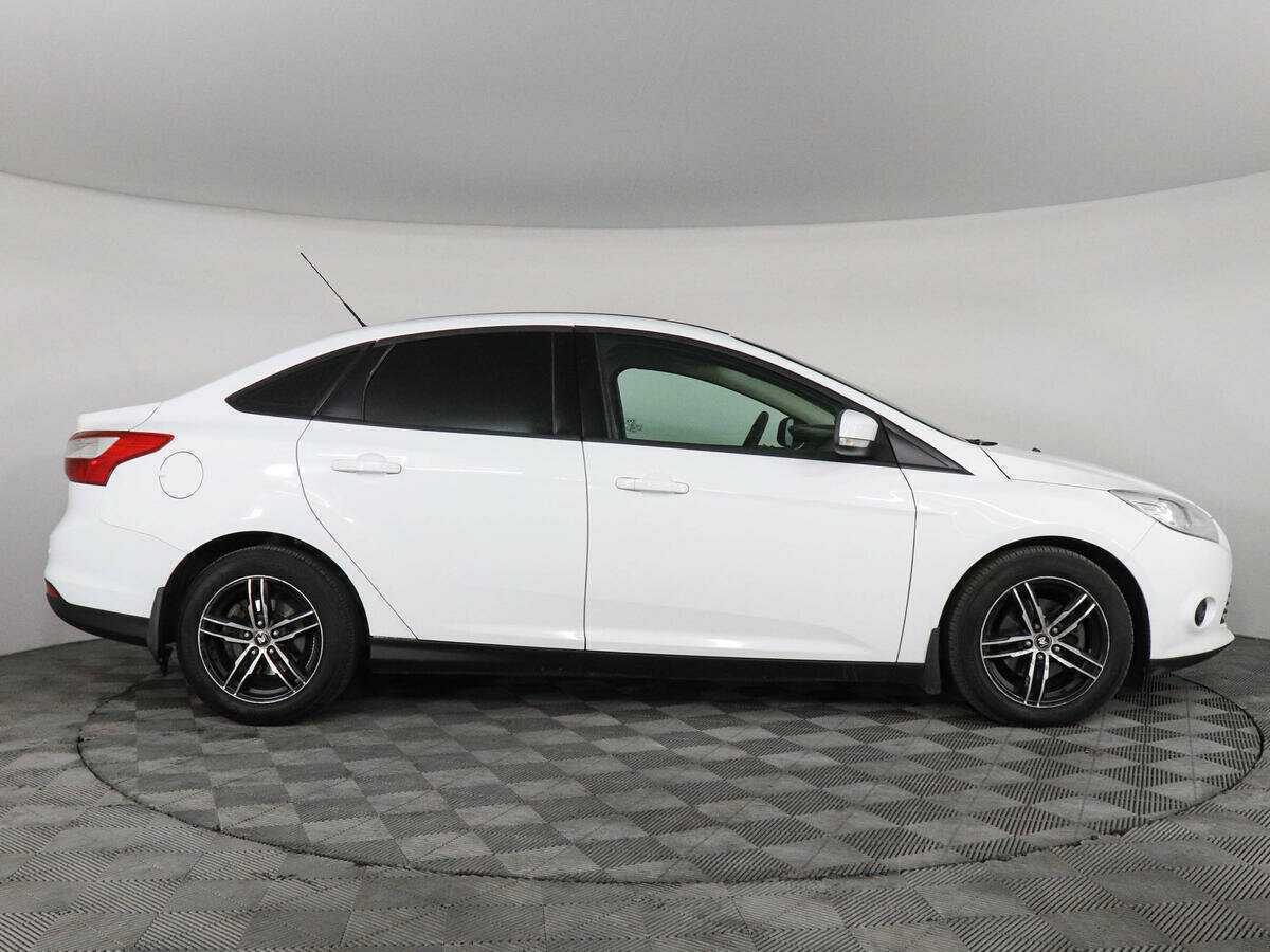Купить Ford Focus с пробегом. Фото: #3
