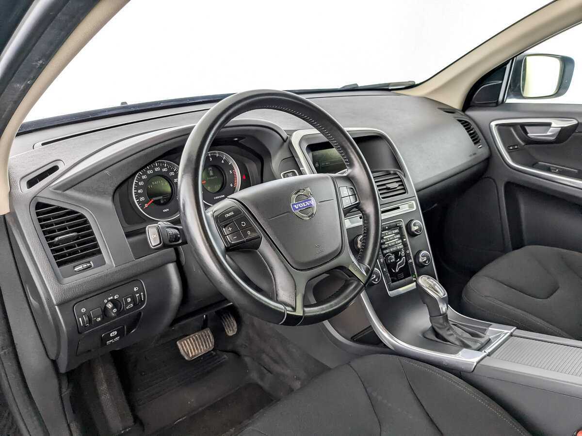 Купить Volvo XC60 с пробегом. Фото: #15