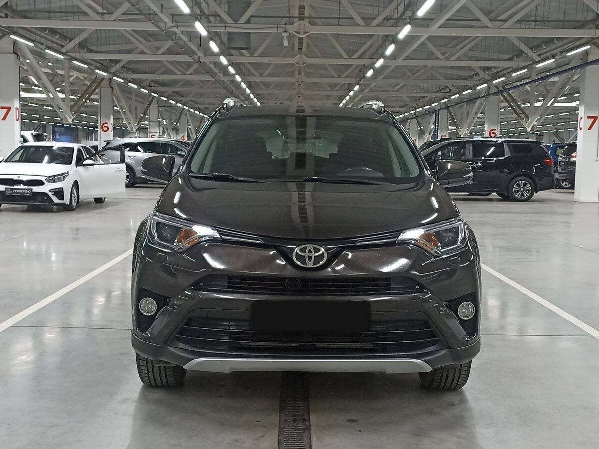 Купить Toyota RAV4 с пробегом. Фото: #1