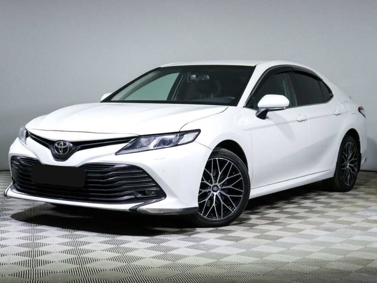 Купить Toyota Camry с пробегом. Посмотреть фото