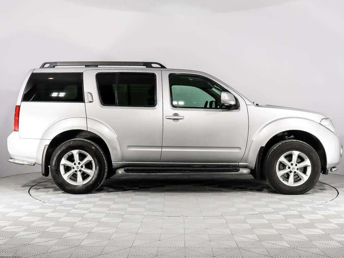 Купить Nissan Pathfinder с пробегом. Фото: #3