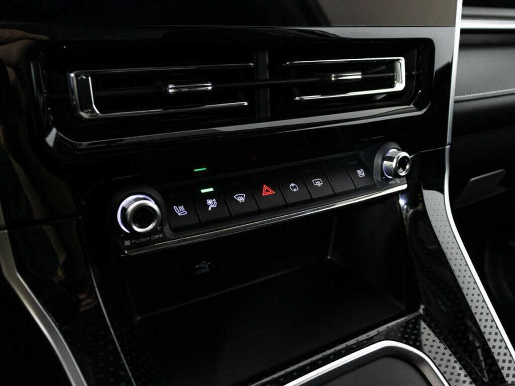 Купить Haval M6 с пробегом. Фото: #17