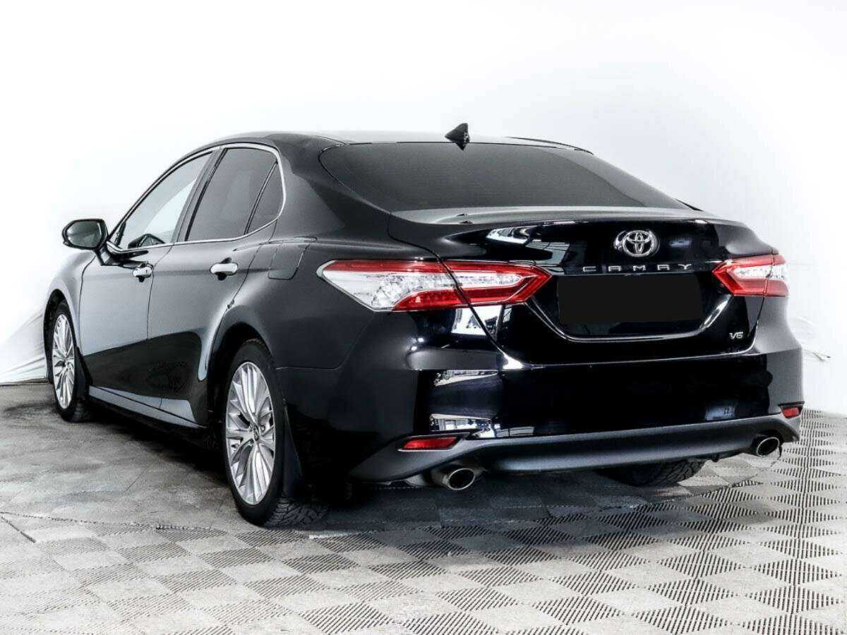 Купить Toyota Camry с пробегом. Фото: #5