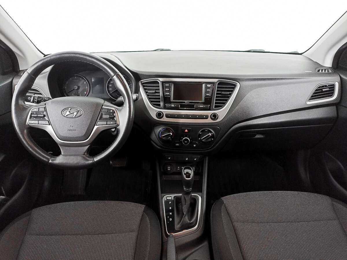 Купить Hyundai Solaris с пробегом. Фото: #13