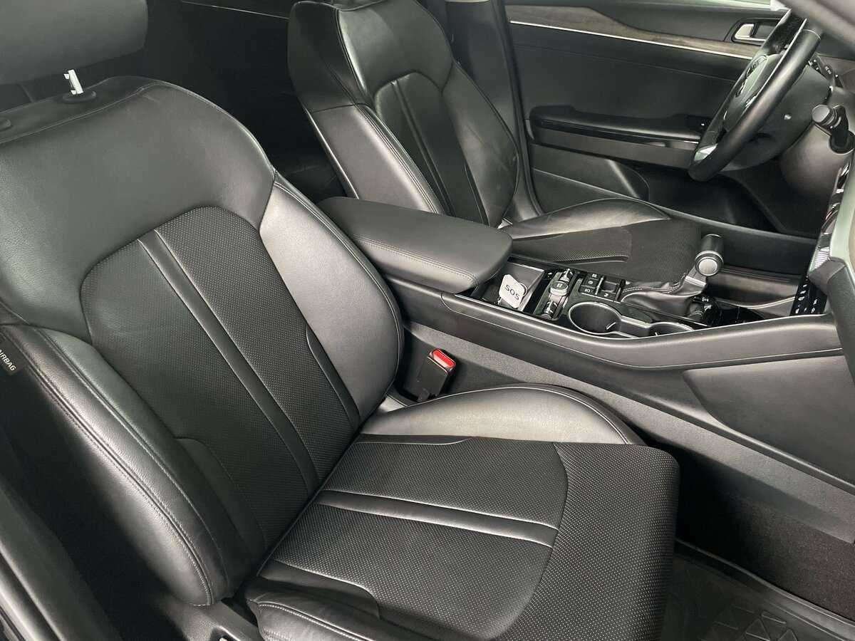 Купить Kia K5 с пробегом. Фото: #16