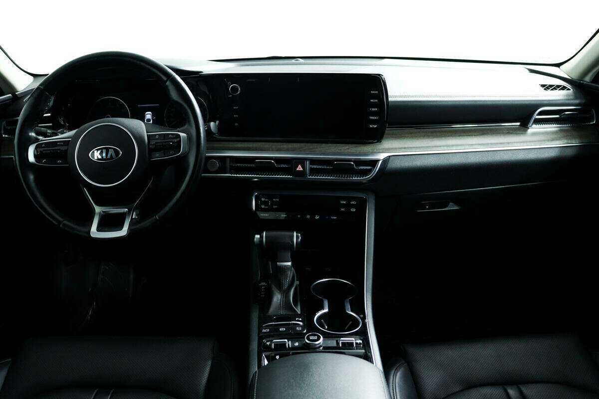 Купить Kia K5 с пробегом. Фото: #10