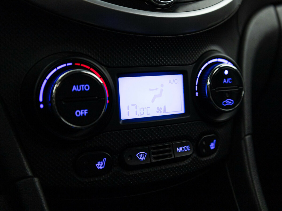 Купить Hyundai Solaris с пробегом. Фото: #13