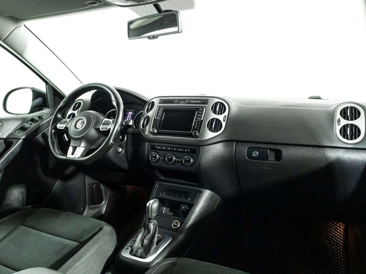 Купить Volkswagen Tiguan с пробегом. Фото: #8